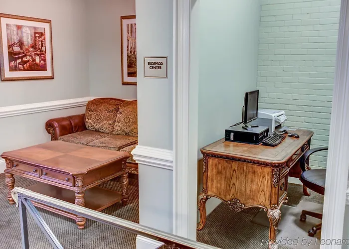 The Juliet Lafayette